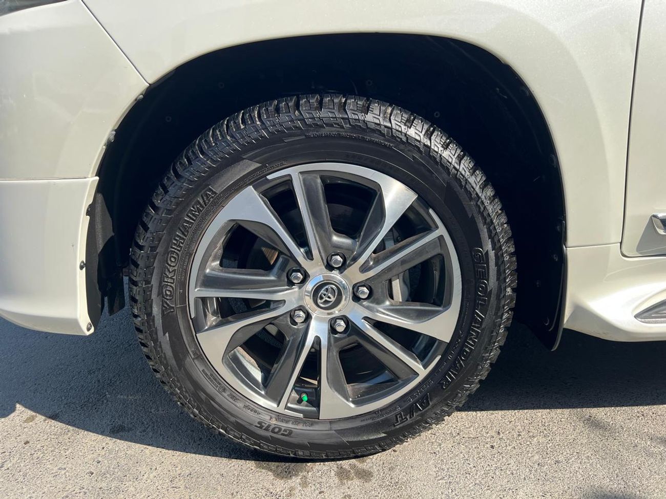 Toyota Land Cruiser TOYOTA LAND CRUISER GRAND TOURING 2020 GXR GT 4.0L/V6