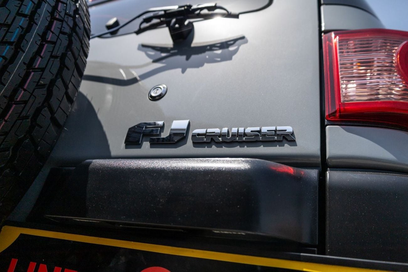 Toyota FJ Cruiser Toyota FJ Cruiser GXR 2022 GCC | Warranty for 1,876.00 AED monthly