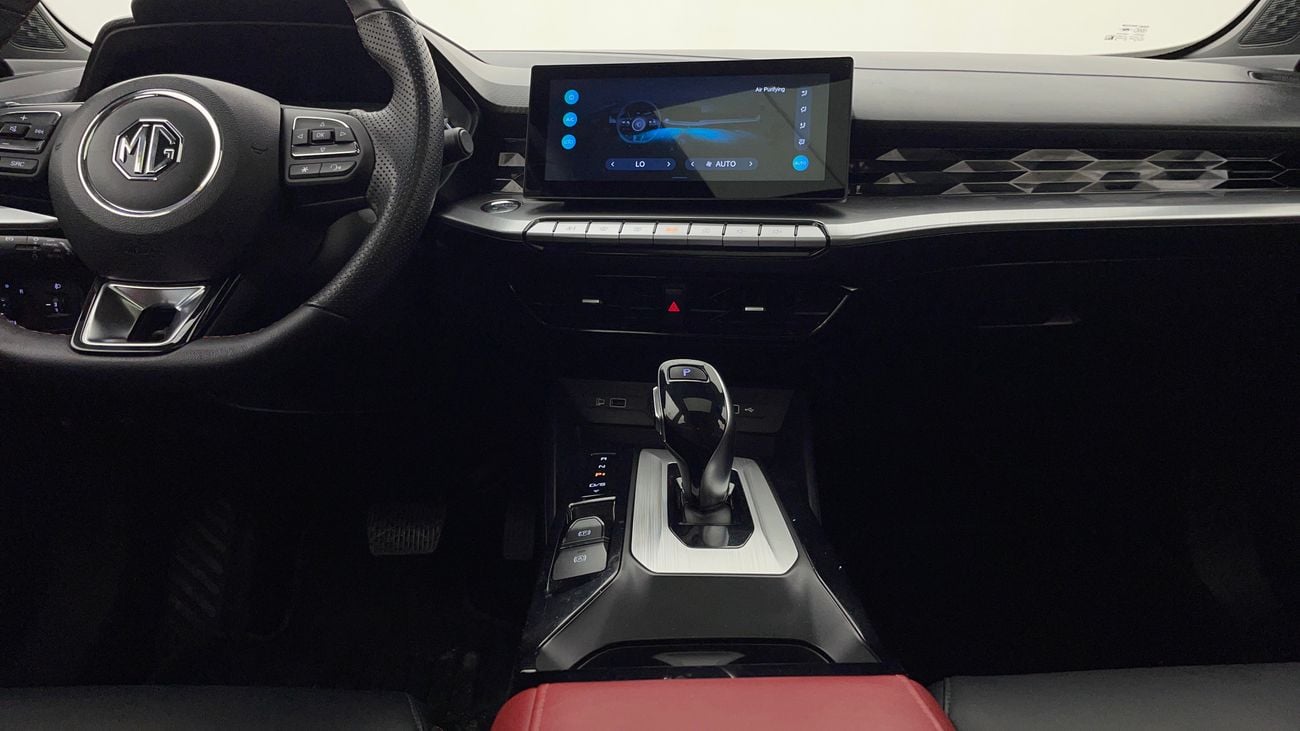 أم جي GT LUXURY 1.5 | بدون دفعة مقدمة | اختبار القيادة في المنزل