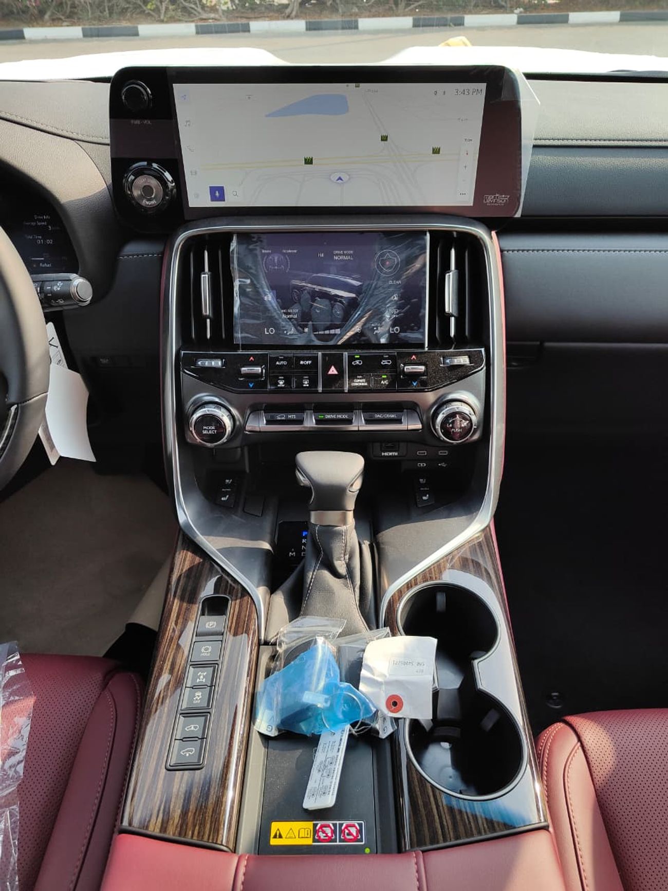 Lexus LX 500 Lexus LX 500D Urban V6 7-Seater- Top Option