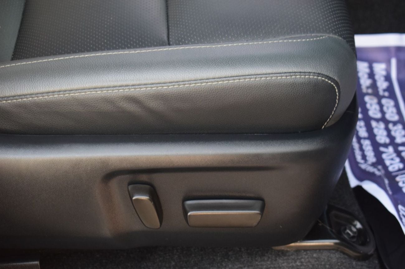 Toyota Hilux DIESEL HILUX ROGUE ,2.8L ,RIGHT HAND HAND DRIVE ,AUTO TRANSMISSION
