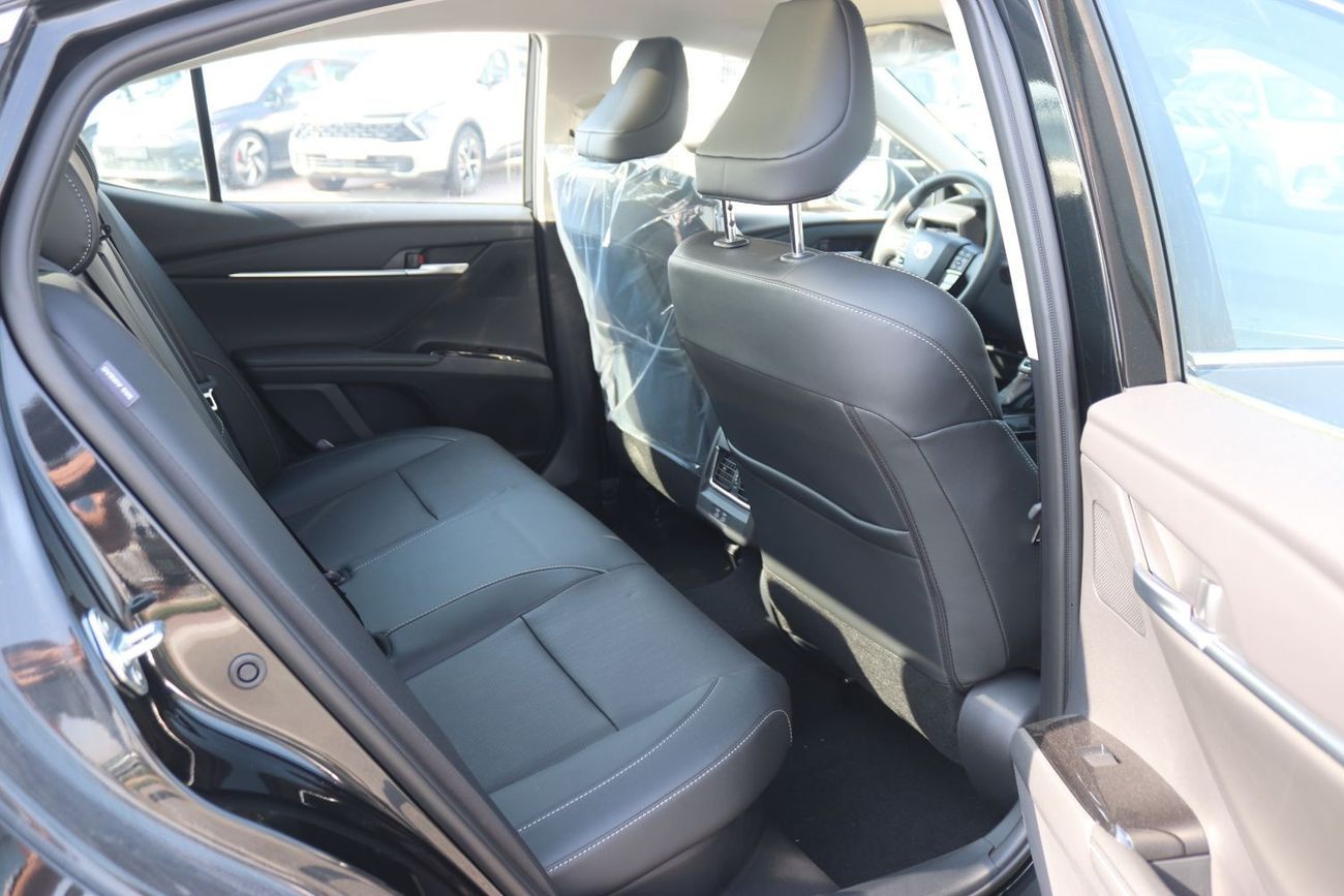Toyota Camry 2.5 H G PREMIUM  , Alloy Wheels, Electric Seat, Panoramic Roof, Model 2025, China Specs