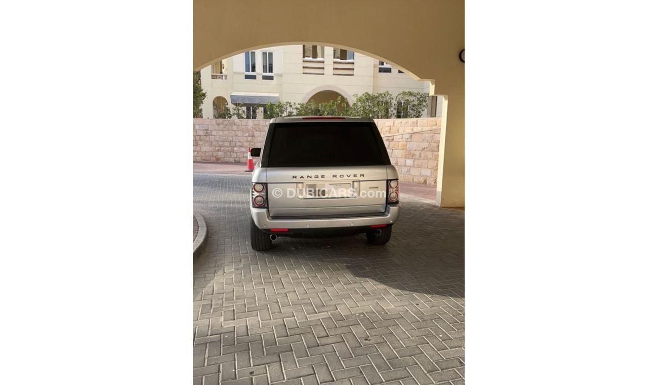 Land Rover Range Rover HSE , 8 cylinder range rover 2008 model