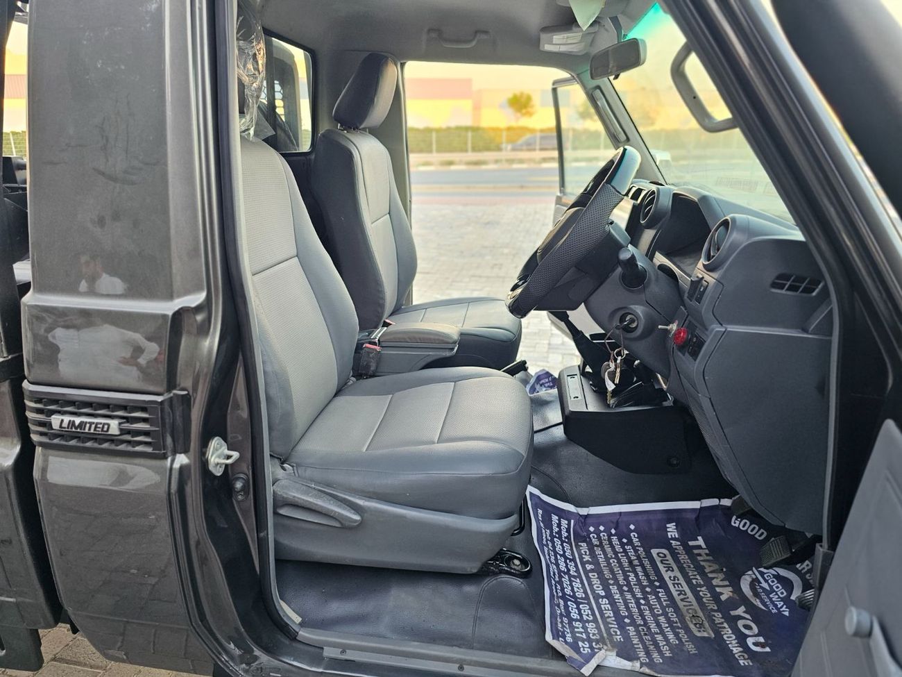 Toyota Land Cruiser Pick Up RHD Single Cabin Off-Road Heavy-duty Utility Pickup Truck 1VD-FTV 4.5L V8 Diesel Engine Manual Gear