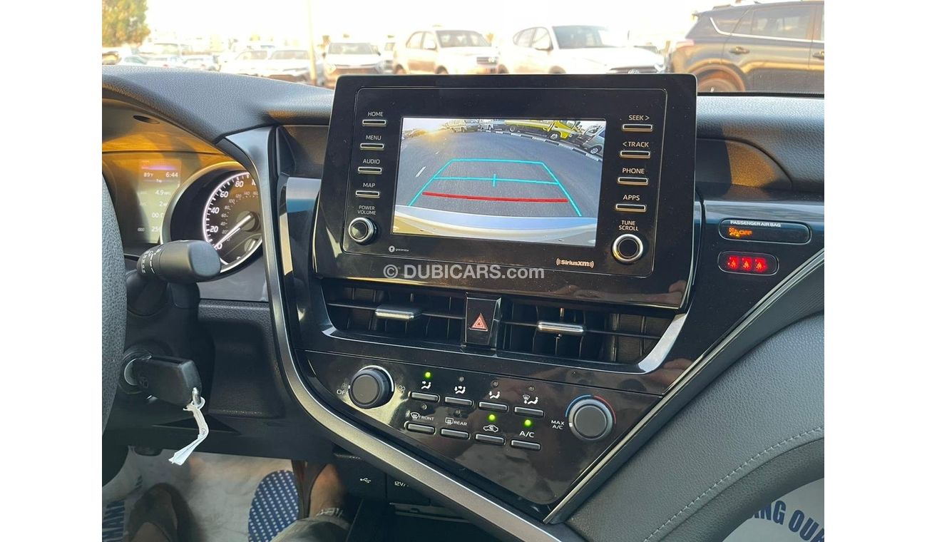 Toyota Camry 2021 Toyota Camry LE (XV70), 4dr sedan, 2.5L 4cyl Petrol, Automatic, Front Wheel Drive