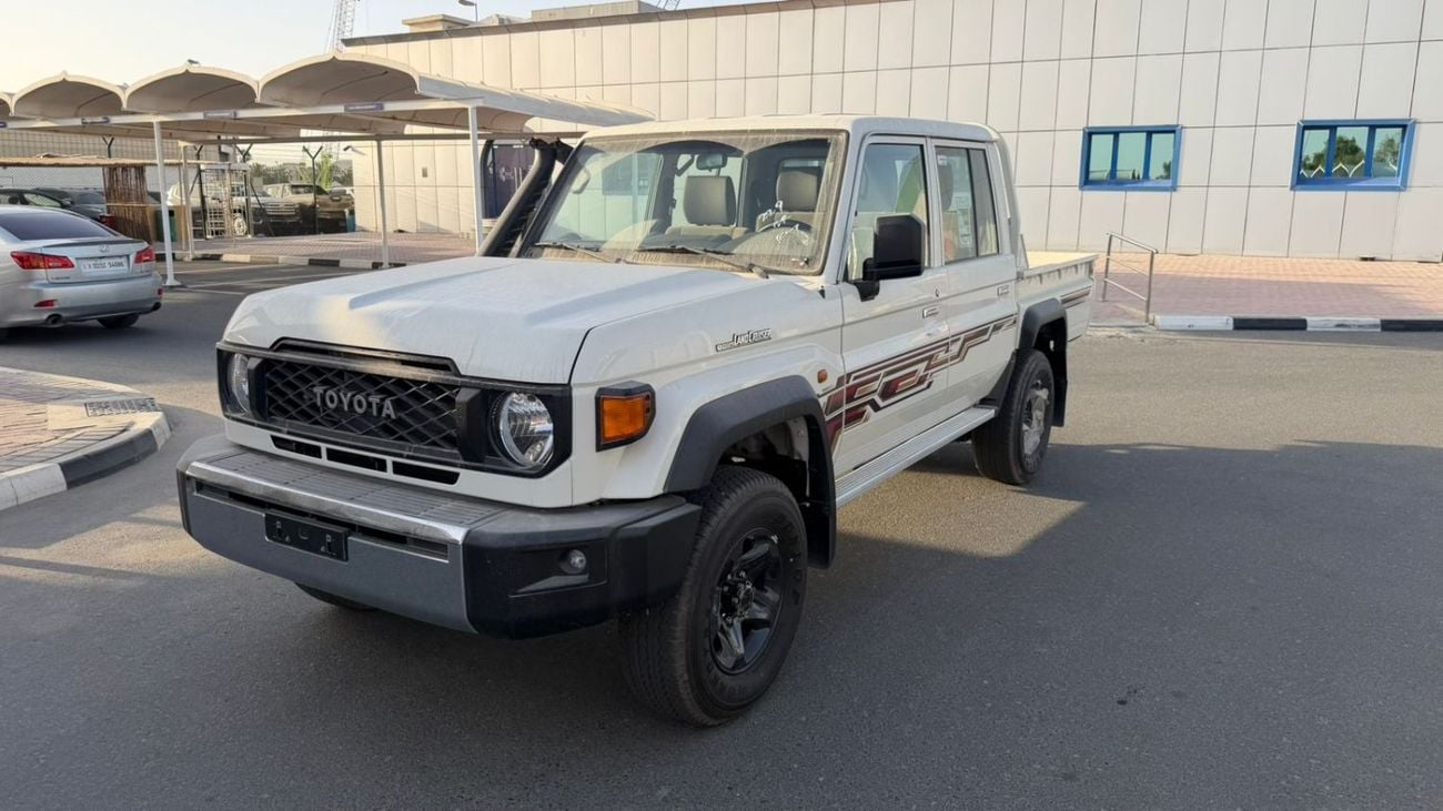 Toyota Land Cruiser Pick Up TOYOTA Land Cruiser LC79 DC 2.8 AT  mid option 2026