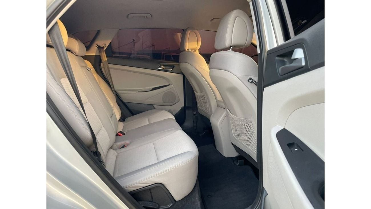 Hyundai Tucson 2016 Hyundai Tucson 2.0L V4 - GDi 4x4 AWD - Electric Seat and Rear CAM -