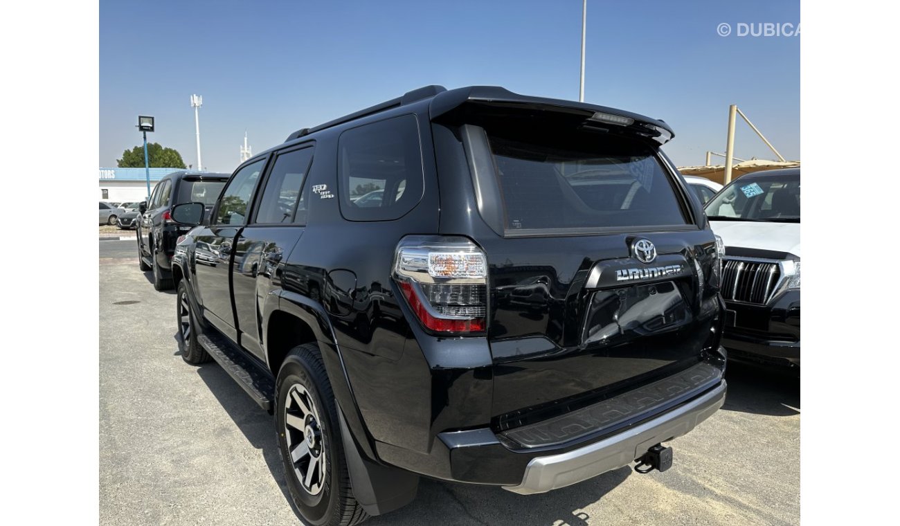 Toyota 4Runner TRD OFF ROAD V6 4.0L  Petrol 4wd Automatic