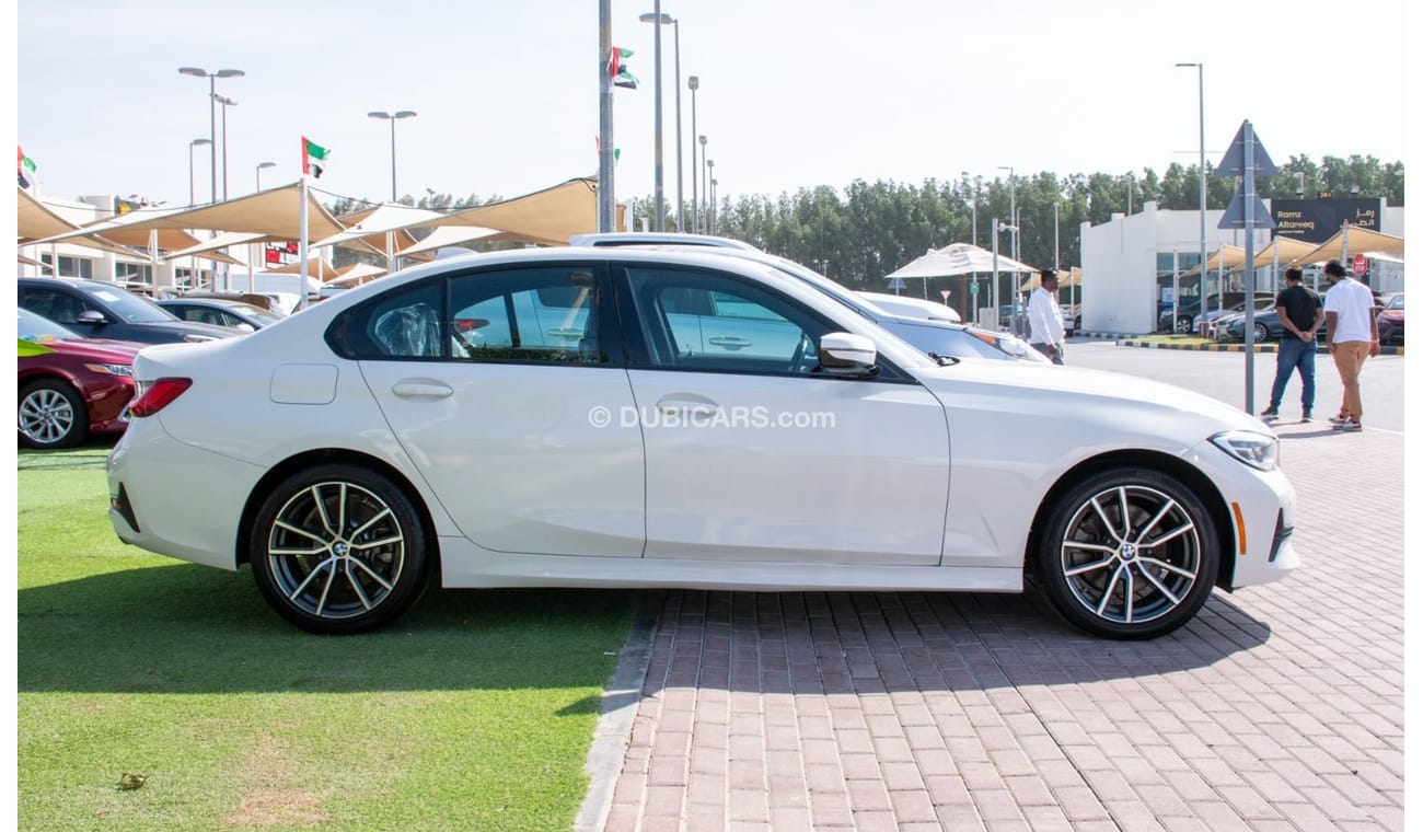BMW 330i Luxury Line 330i - Turbo Engine