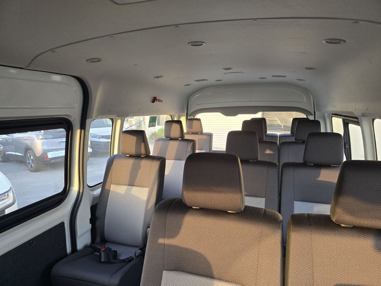 Toyota Hiace 3.5L PETROL A/T 12 SEATER PASSANGER VAN