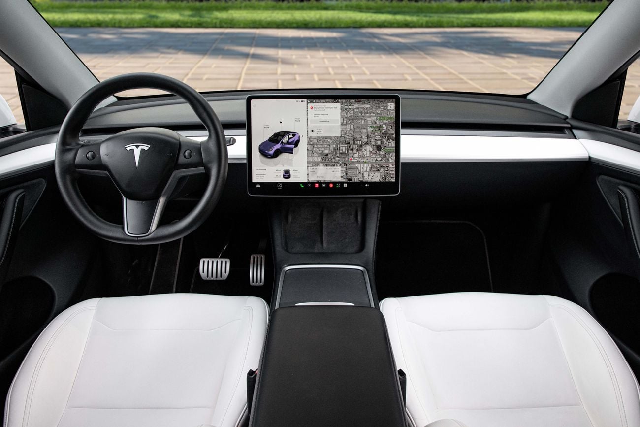 Tesla Model Y PERFORMANCE | 2,546 P.M | 0% Downpayment | Fantastic Condition!