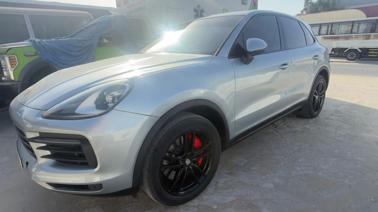 Porsche Cayenne S 2.9L (440 HP)