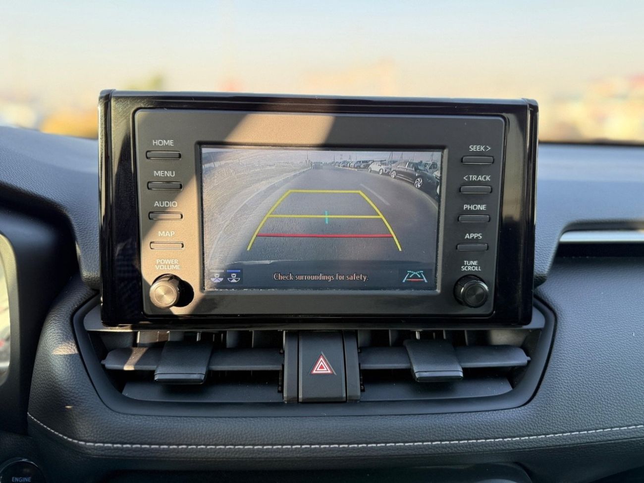 Toyota RAV4 XLE 4WD Full Option Sunroof, push start leather seats