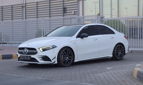 Mercedes Benz CLA35 AMG PREMIUM