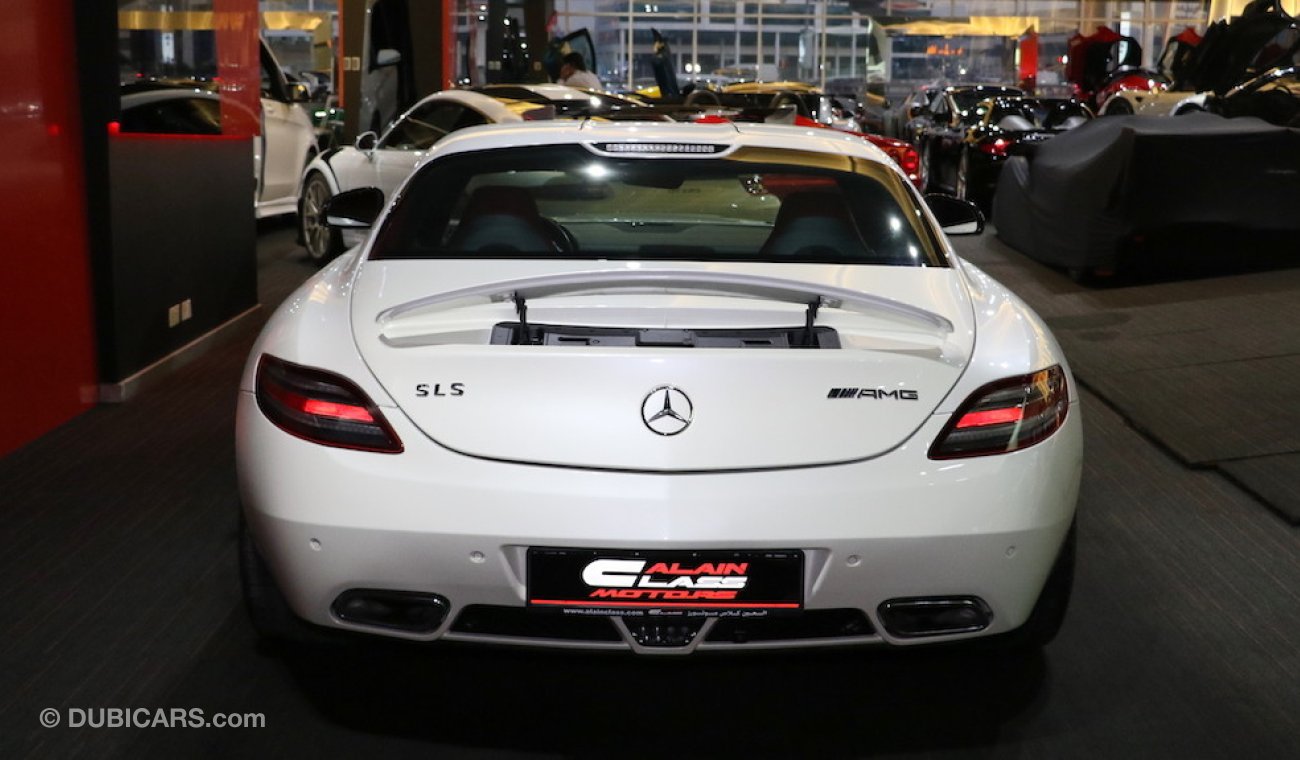 Mercedes-Benz SLS AMG