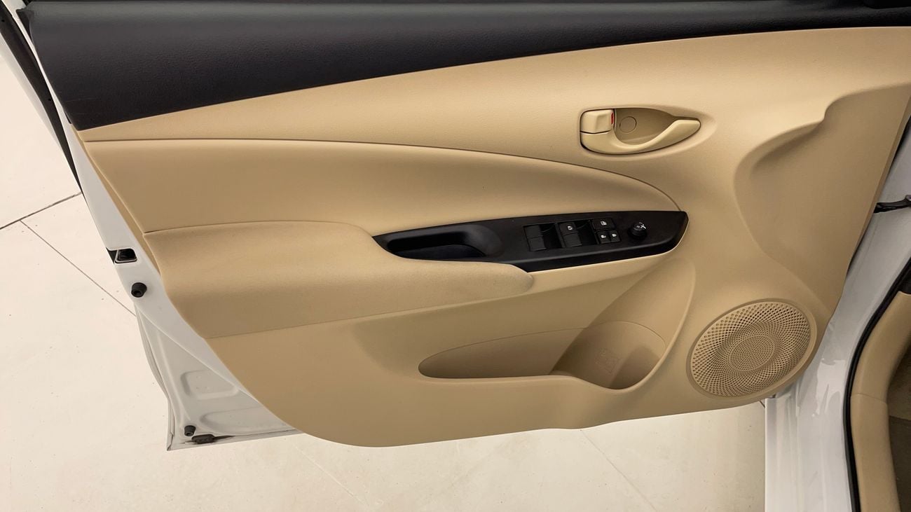 تويوتا يارس SE 1.5 | بدون دفعة مقدمة | اختبار القيادة في المنزل