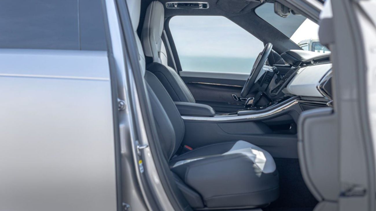 Land Rover Range Rover Sport RANGE ROVER SV Sport 4.4 V8 P635  Edition 1 Full Carbon