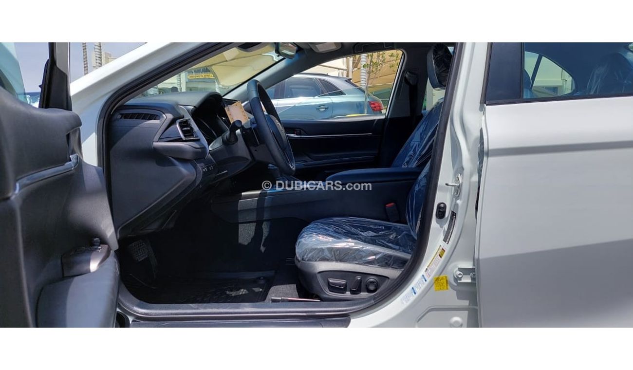 Toyota Camry SE Low mileage