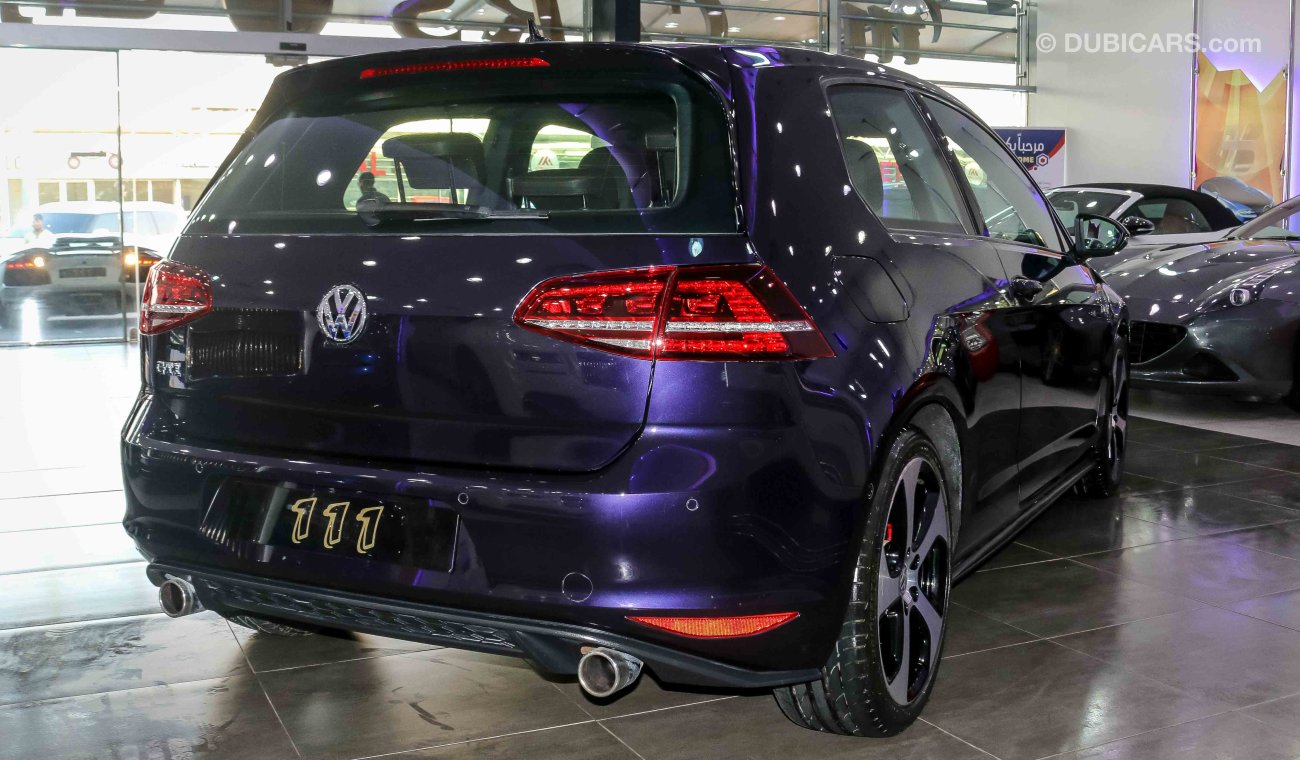 Volkswagen Golf GTI