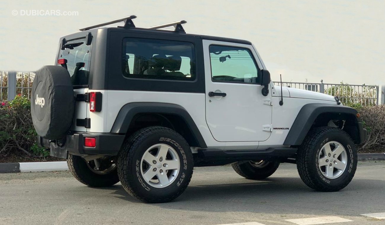 Jeep Wrangler SPORT 2010 - EXCELLENT CONDITION - MANUAL TRANSMISSION