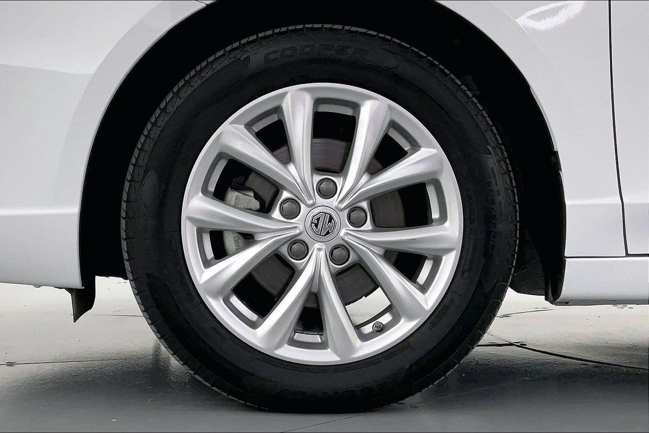 هيونداي أكسنت Smart / GL | عرض العيد الحصري | خالية من أضرار الفيضانات