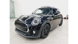 Mini Cooper - 2020 - GCC - UNDER WARRANTY - IMMACULATE CONDITION - AED 1,390 PER MONTH FOR 5 YEARS ( BANK LOAN )