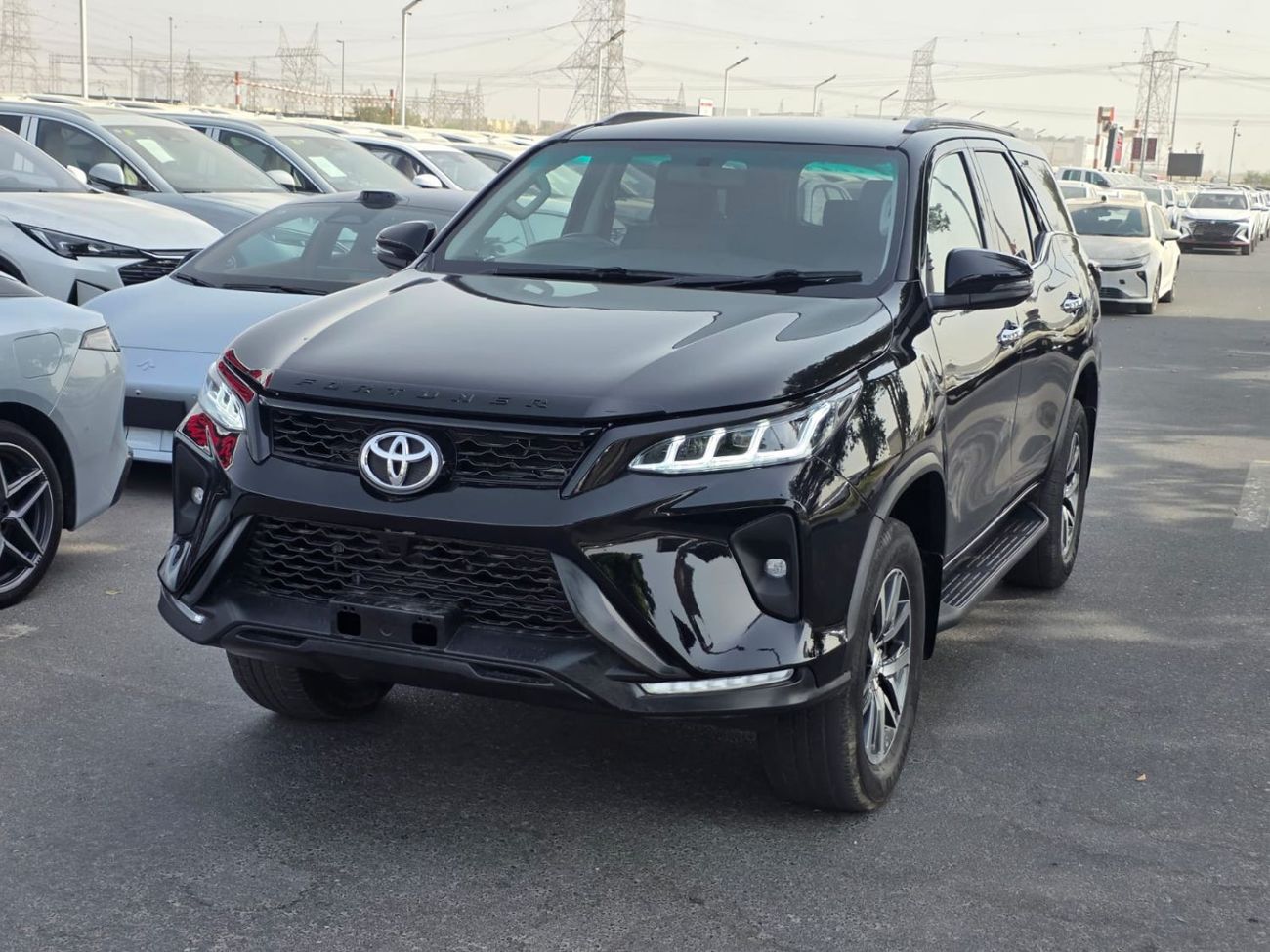 Toyota Fortuner DIESEL ENGINE RIGHT HAND DRIVE 2800 CC AUTO TRANSMISSION ONLY FOR EXPORT