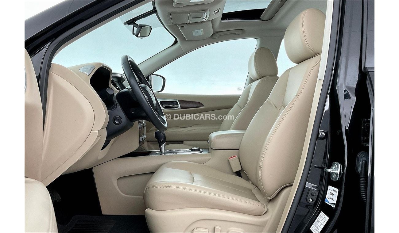 Nissan Pathfinder SV