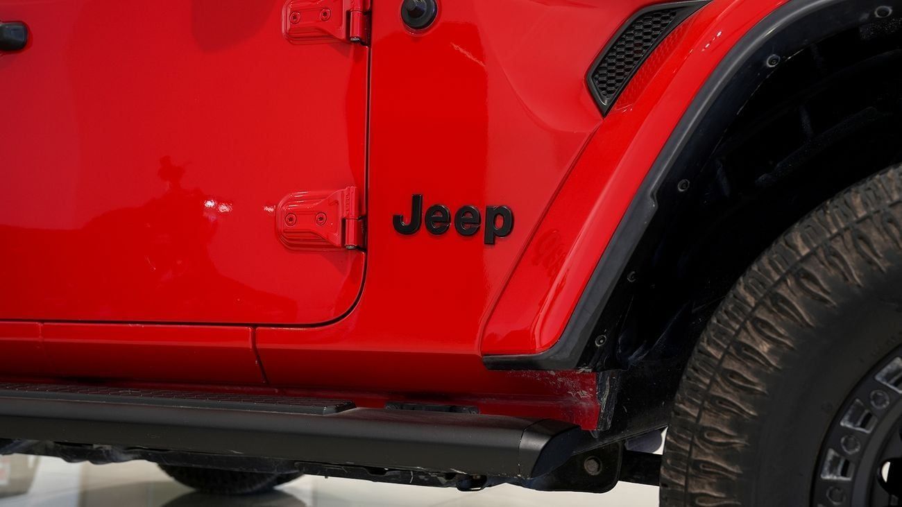 Jeep Wrangler Sport 3.6L A/T