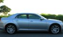 كرايزلر 300C V6 FULL OPTION 2016 - AL FUTTAIM -- EXCELLENT CONDITION - 1 YEAR WARRANTY