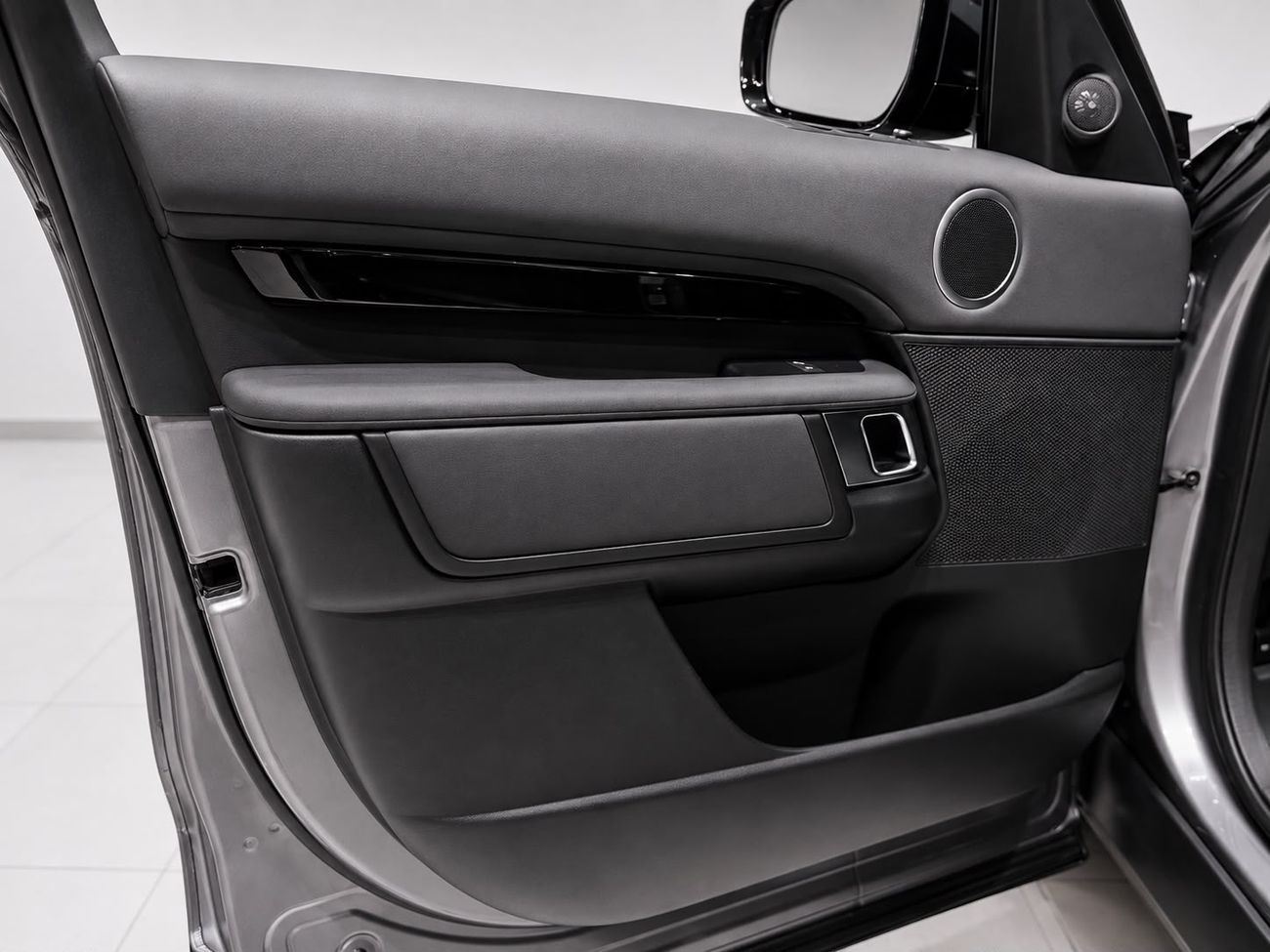 Land Rover Discovery HSE