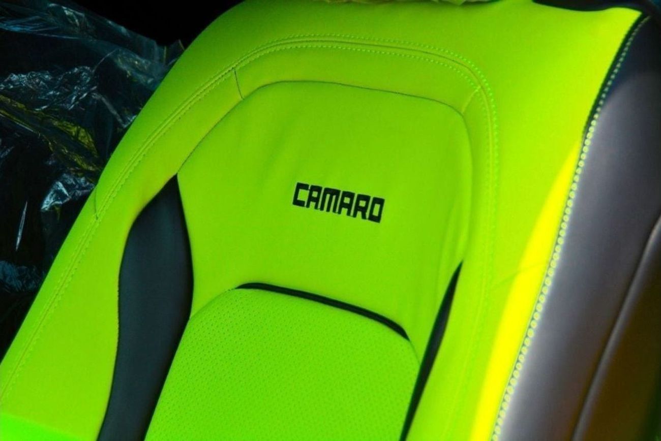 Chevrolet Camaro SS 6.2L Coupe-ATTRACTIVE COLOR/SS V8 6.2L // NICE COLOR//GOOD CONDITION //LOW MILEG