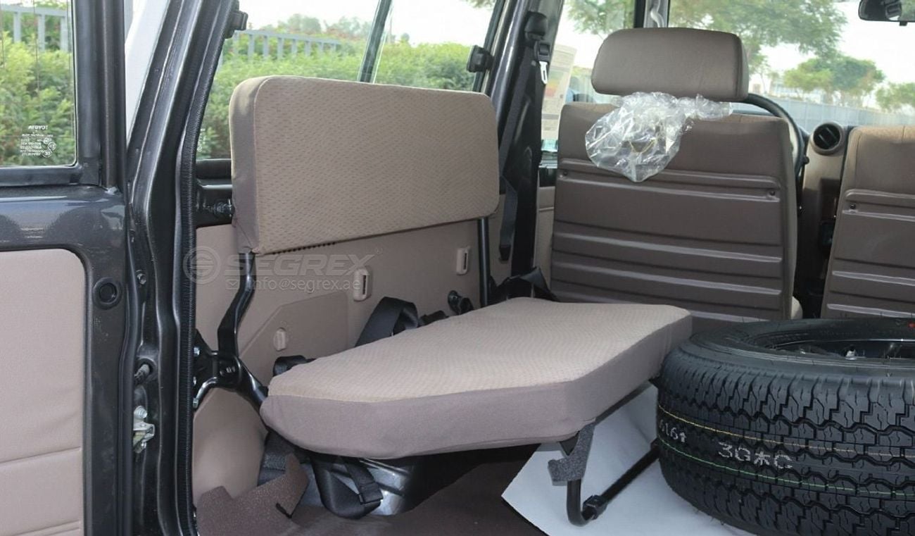 Toyota Land Cruiser 70