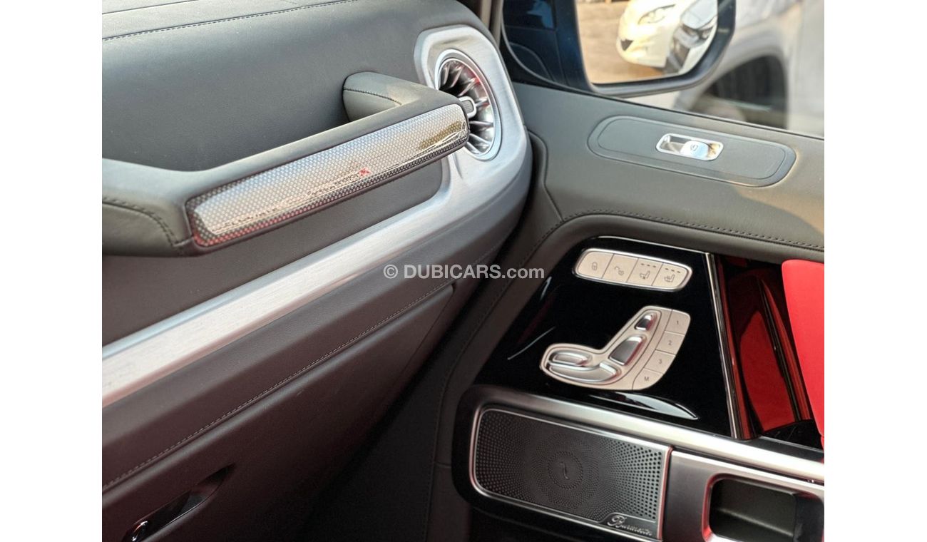 Mercedes-Benz G 63 AMG MERCEDES BENZ G63 AMG V8 2023