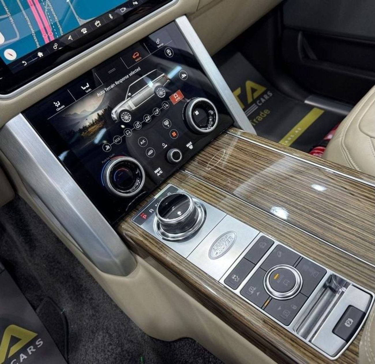 Land Rover Range Rover 2018 Range Rover Vogue HSE V6, June 2025 Land Rover Warranty, Full Land Rover Service History, GCC