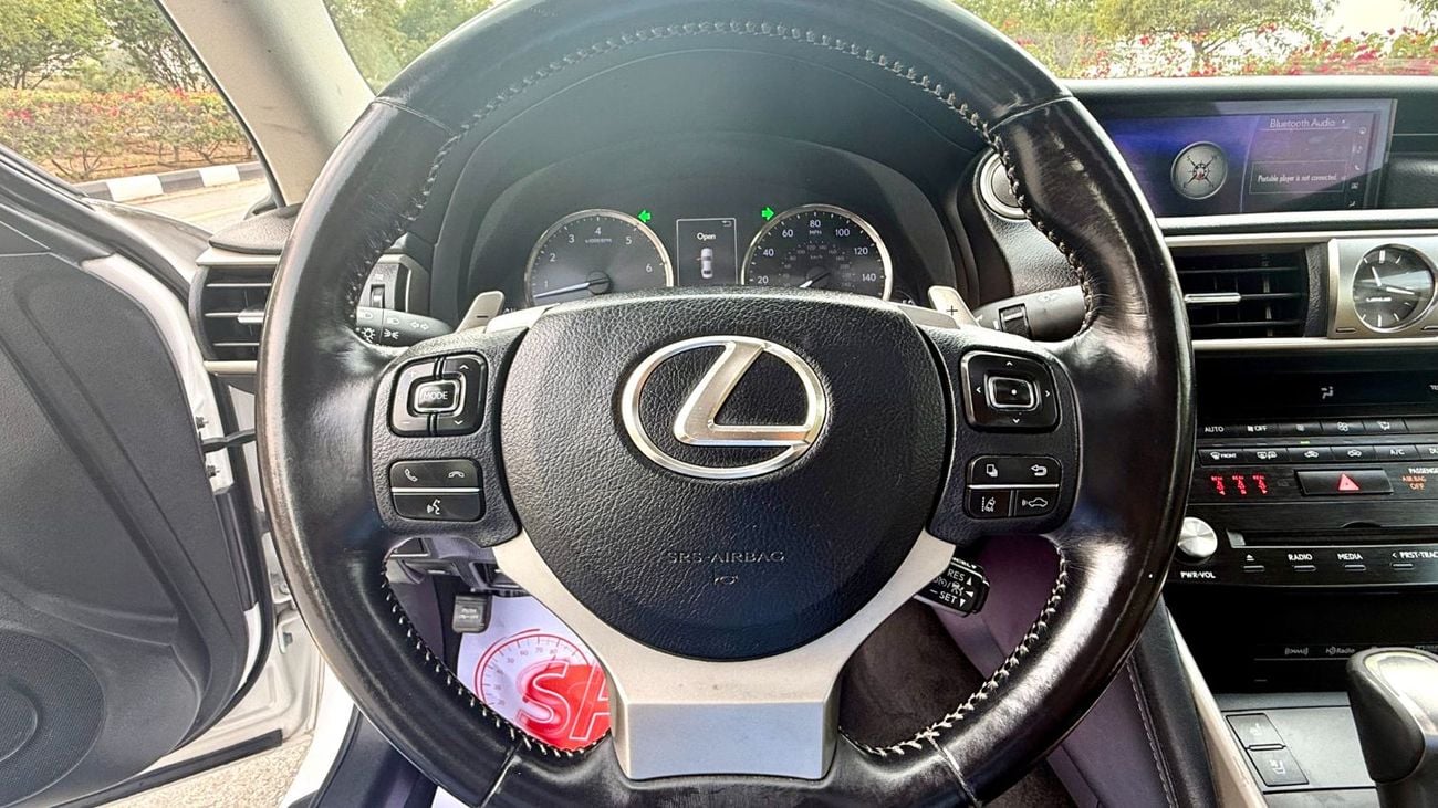 لكزس IS 300 Platinum 2.0L
