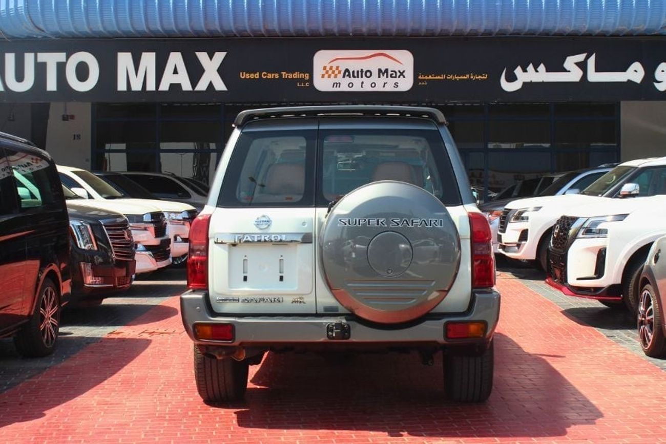 Nissan Patrol Super Safari