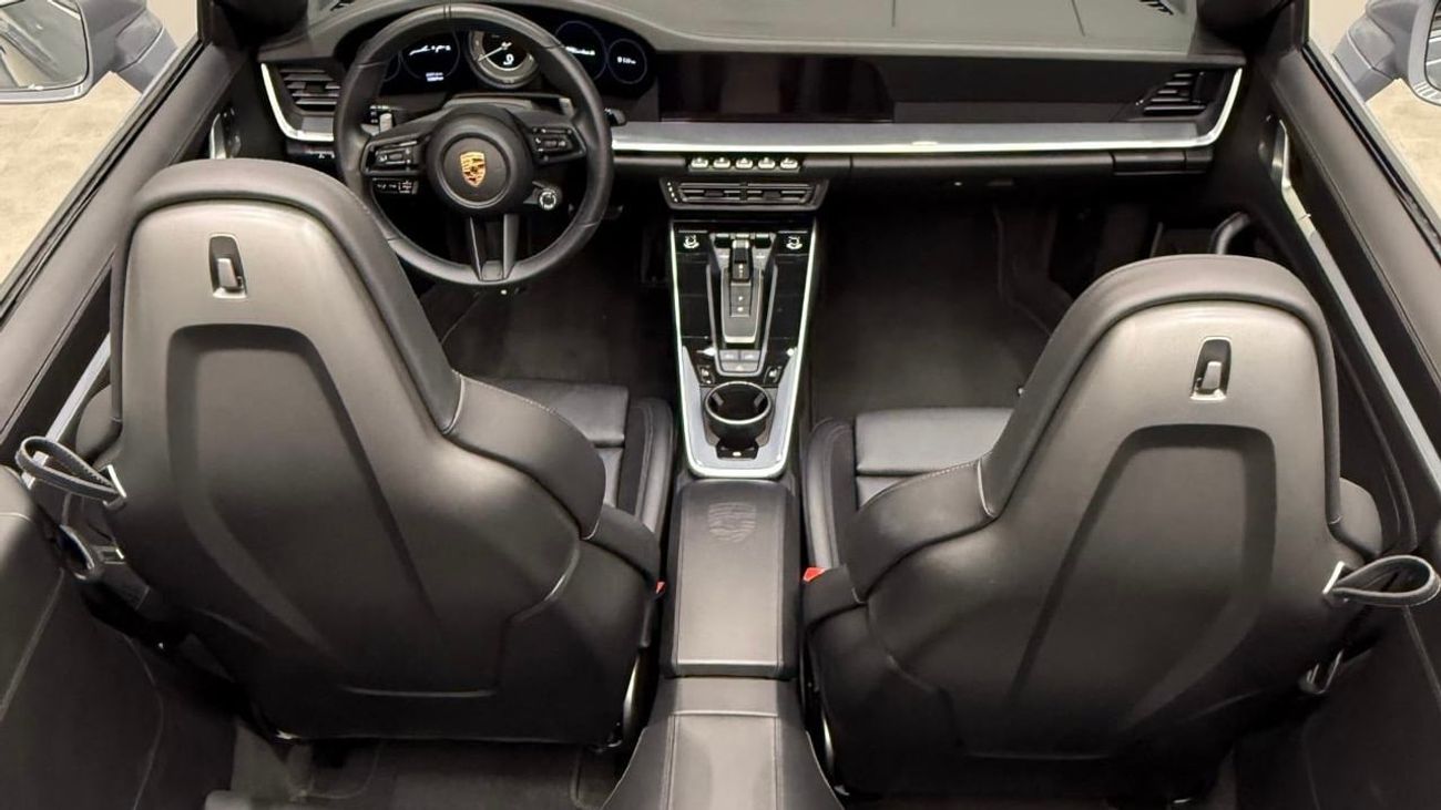 بورش 911 Turbo S 3.8L (640 HP) Convertible