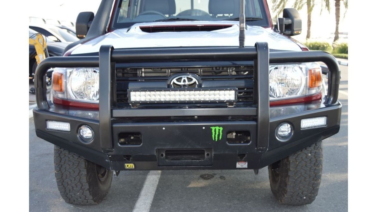 Toyota Land Cruiser Pick Up Double Cabin
