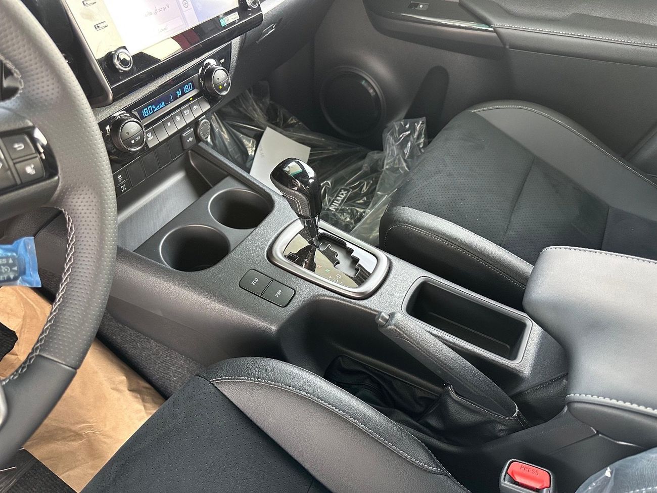 تويوتا هيلوكس GR Sport 4.0L