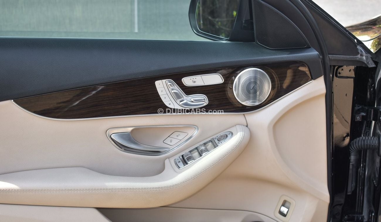 مرسيدس بنز C 300