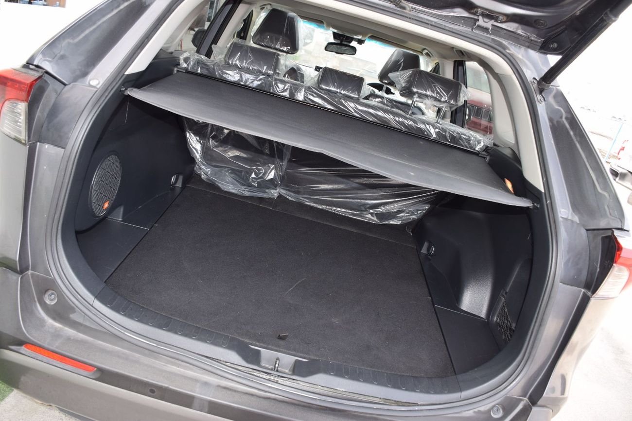 Toyota RAV4 LE 2.0L FWD