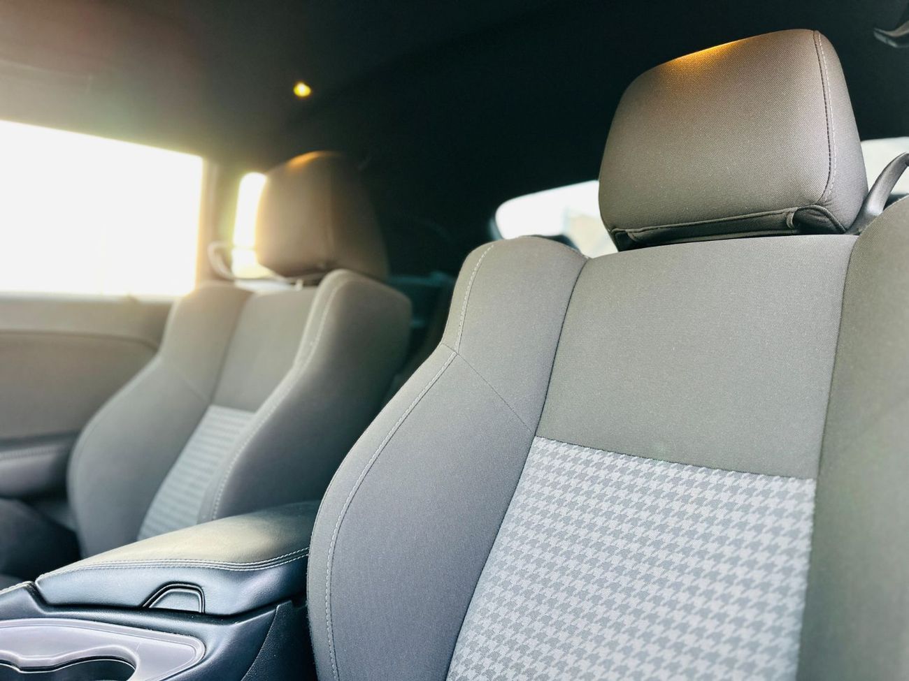 Dodge Challenger R/T 5.7L (370 HP) | Monthly 1900/- | 0% DP | Paddle Shifters | Touch Screen | # 70294