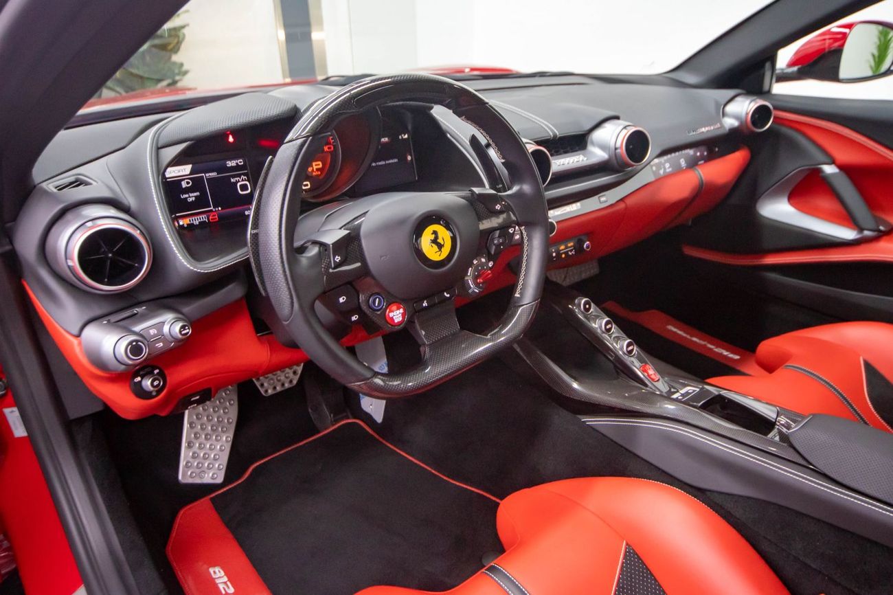 فيراري 812  سوبرفاست 