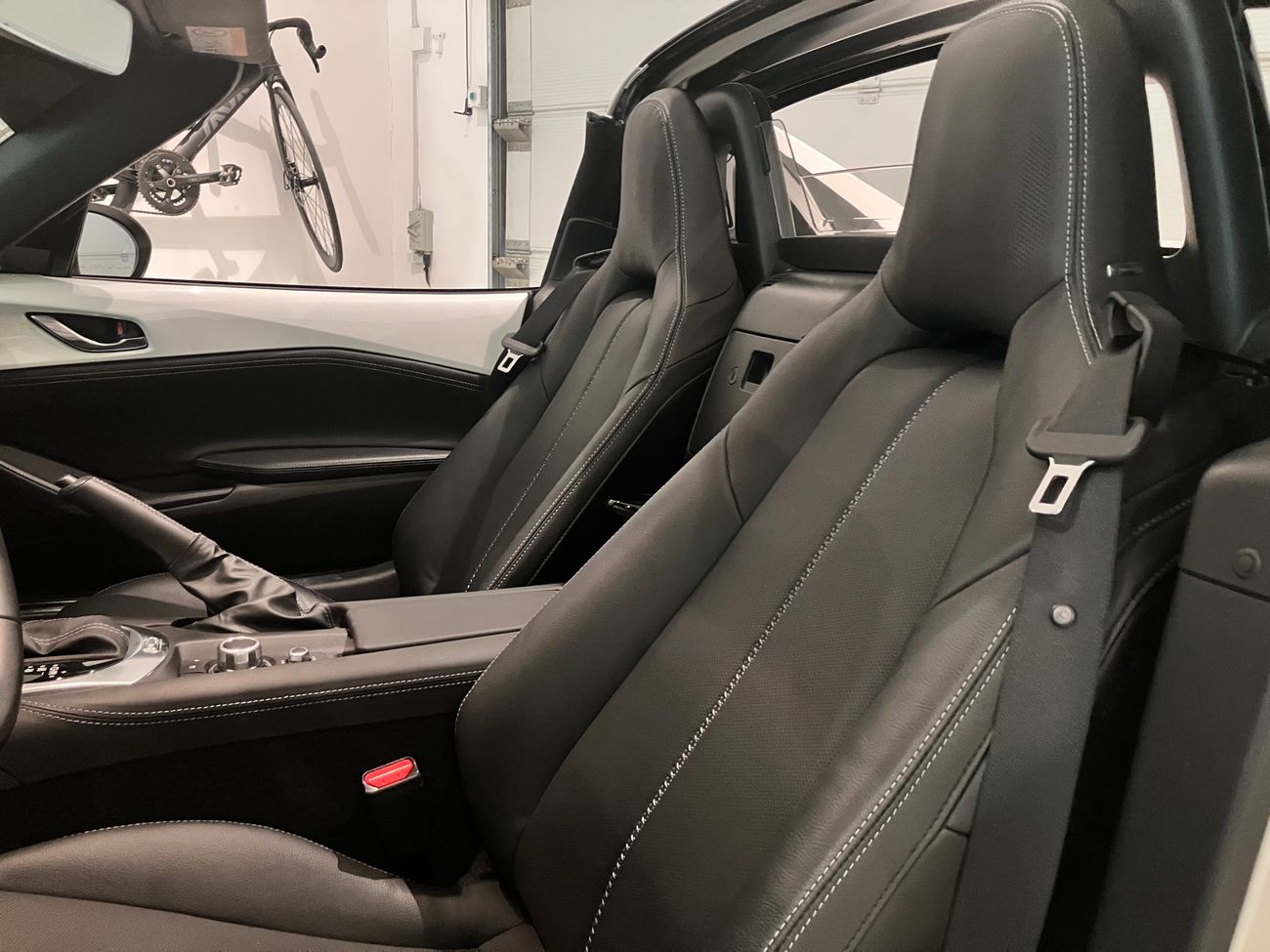 مازدا MX5 Sport 2.0L