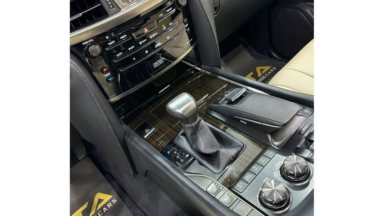Lexus LX 570 2016 Lexus LX570 Platinum 8 Seater, Full Service History, Full Options, GCC