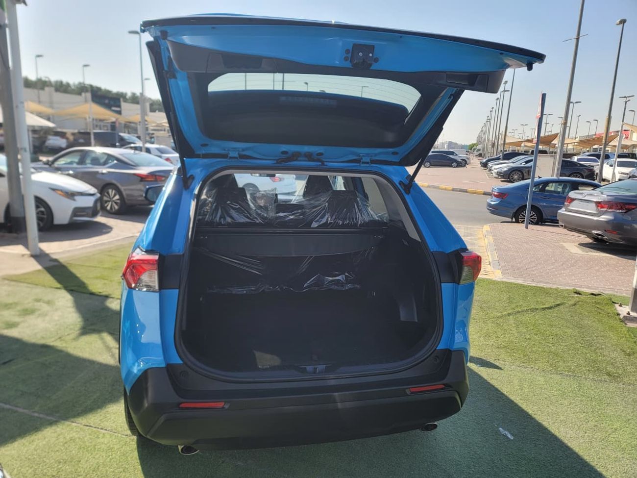 Toyota RAV4 XLE 2.5L