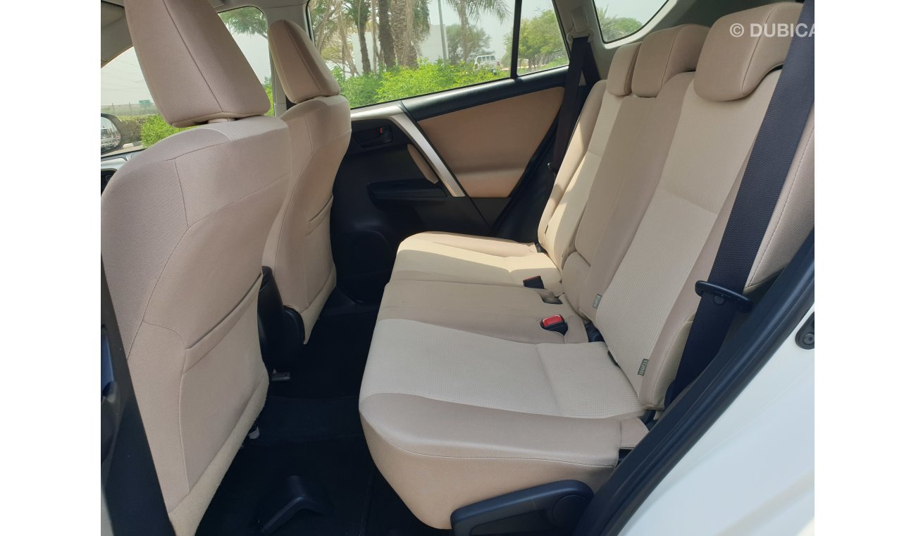 تويوتا راف ٤ Toyota RAV4 2015 - GCC - Immaculate Condition