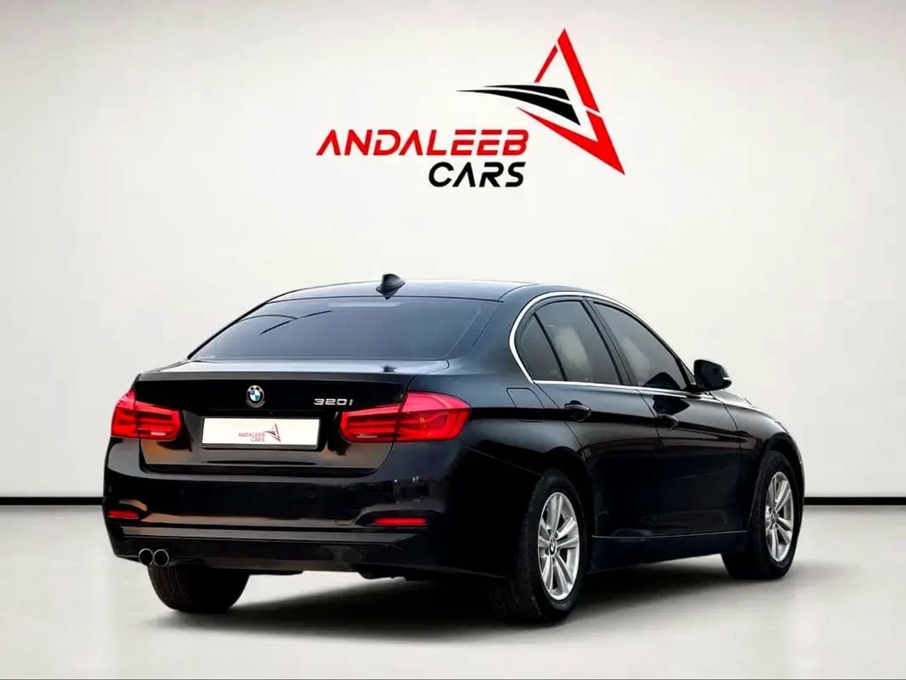 BMW 320i STANDARD 320i | 2.0L TURBO | 184 HP | GCC SPECS