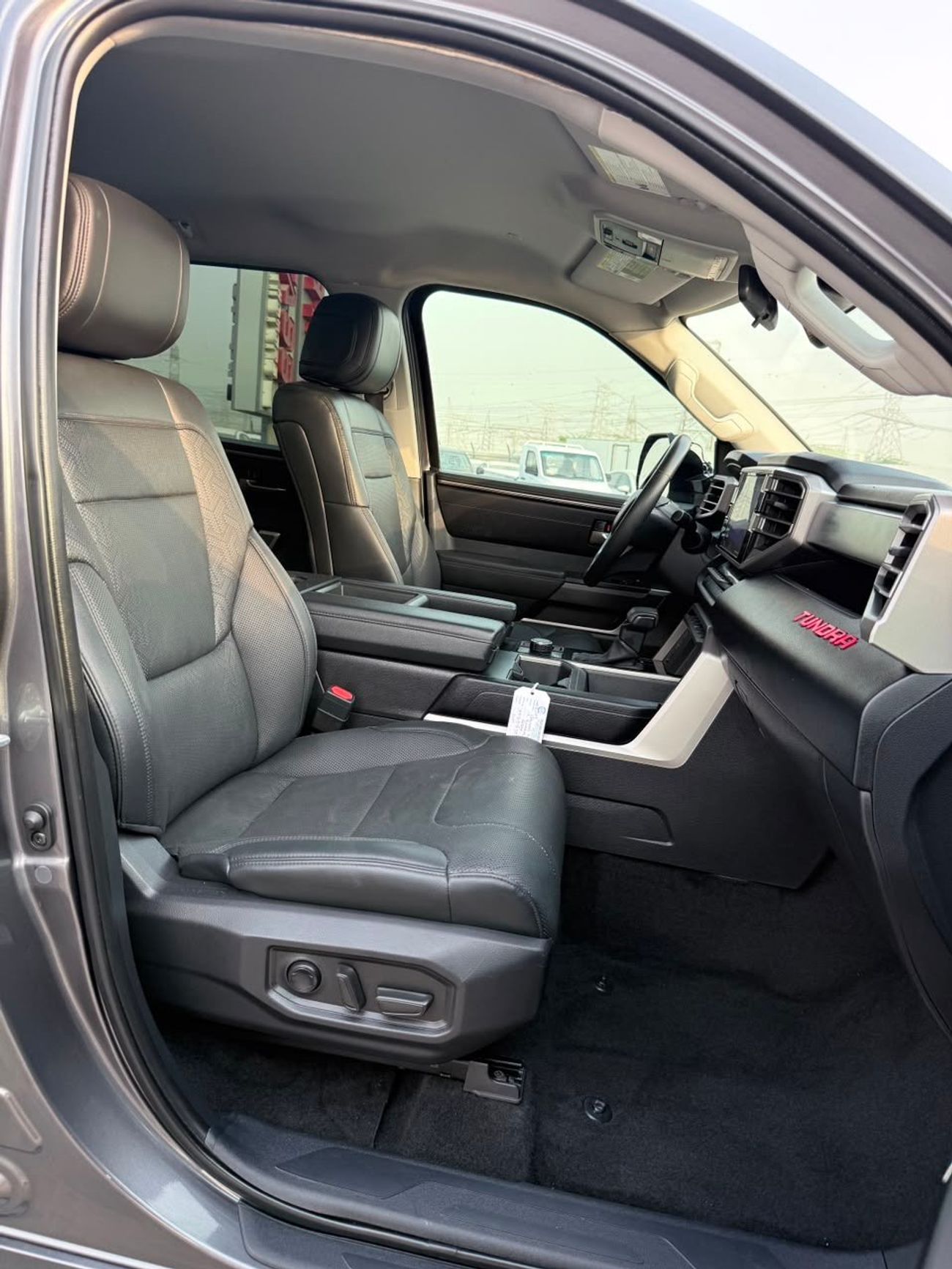 Toyota Tundra CREWMAX TRD SR5 4x4 drive 3.4L